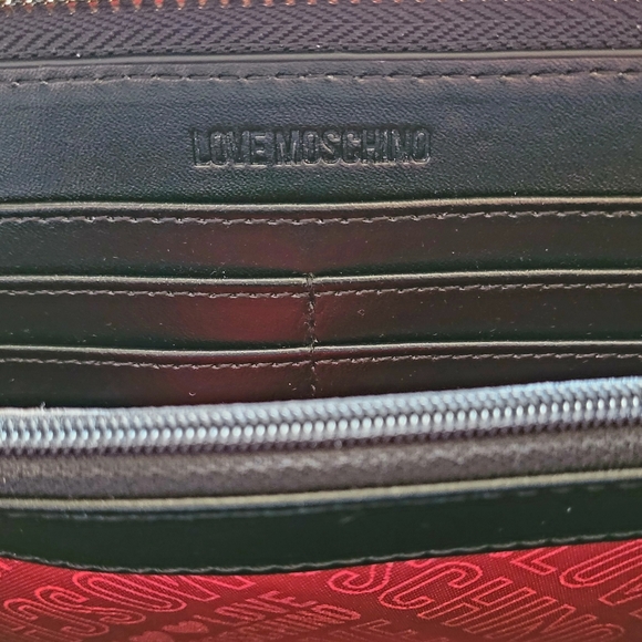 Love Moschino Wallet - Picture 8 of 9